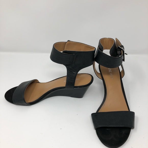 Shoes - Picture 2 of 3